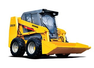 廈門廈工XGMA滑移裝載機(jī)、兩頭忙進(jìn)口（PERKINS鉑金斯）發(fā)動機(jī)