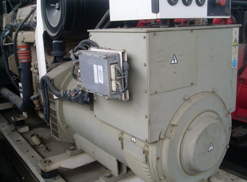 英國珀金斯柴油發(fā)電機(jī)發(fā)動(dòng)機(jī)維修