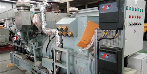 三菱S6R柴油發(fā)動(dòng)機(jī)缸套、活塞、連桿的解體檢修