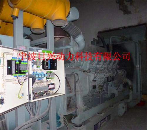 三菱S12柴油發(fā)動(dòng)機(jī)安裝前部裝置