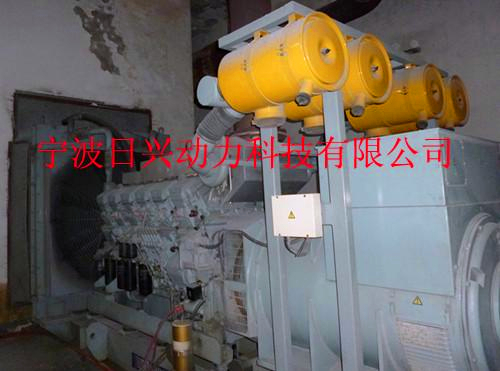 三菱S12柴油發(fā)動(dòng)機(jī)風(fēng)扇驅(qū)動(dòng)器總成的解體、檢修