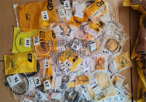 卡特彼勒972輪式裝載機C13發(fā)動機總成與原廠零配件型號