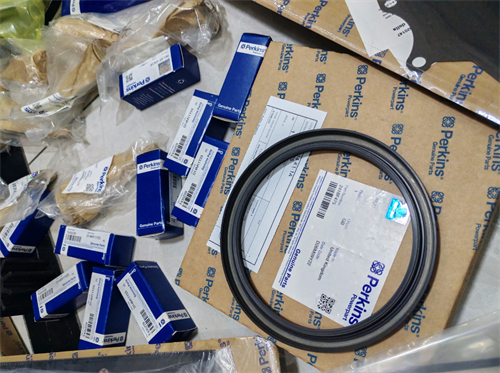 珀金斯柴油發(fā)動機前油封探秘