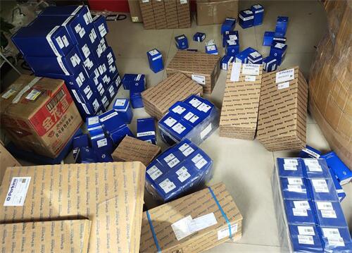 美國吉尼GENEX高空作業(yè)車Perkins3.152柴油機維修保養(yǎng)配件總成銷售中心