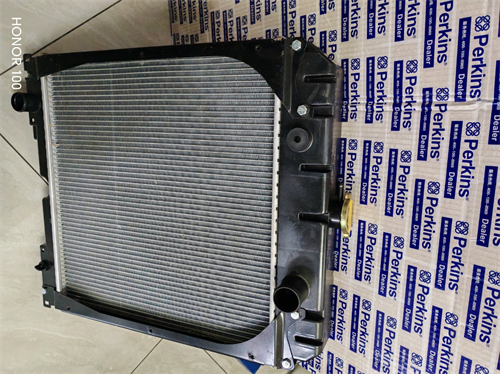 四缸珀金斯Perkins發(fā)動機(jī)水箱