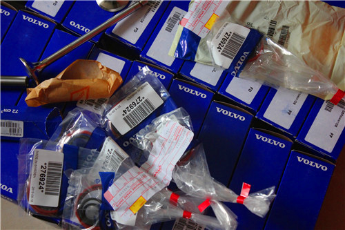 沃爾沃L150H裝載機沃爾沃D13E發(fā)動機維修保養(yǎng)配件