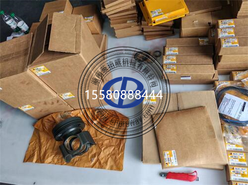 裝載機(jī)動力心臟的“呵護(hù)秘籍”：珀金斯柴油機(jī)原裝配件探秘