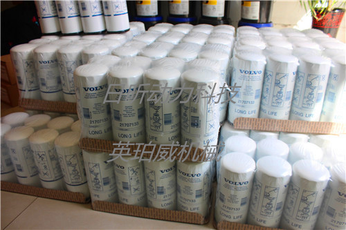 沃爾沃TAD733GE發(fā)電機柴油濾芯：性能、保養(yǎng)與更換全攻略