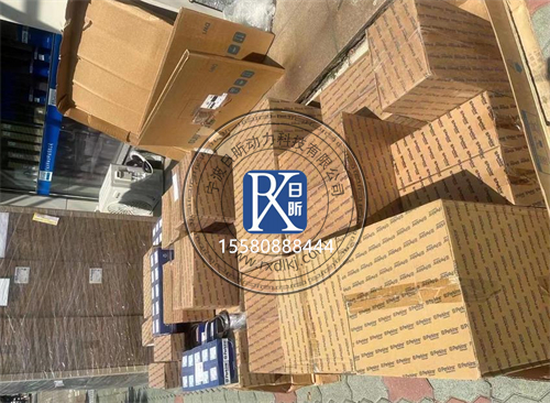 特雷克斯TLB820裝載機(jī)珀金斯發(fā)動(dòng)機(jī)，這些保養(yǎng)維修干貨你必須知道！