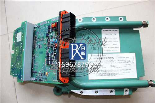 解鎖沃爾沃TAD1641GE發(fā)動(dòng)機(jī)的“智慧大腦”20814594/21695319電腦板探秘