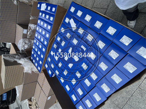 工程機械配件大揭秘：珀金斯柴油機原裝進口，廠價直銷的寶藏庫