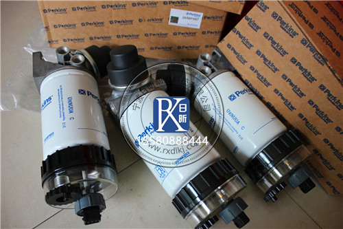 珀金斯柴油發(fā)動機燃油濾清器更換全攻略：讓發(fā)動機重?zé)ㄉ鷻C